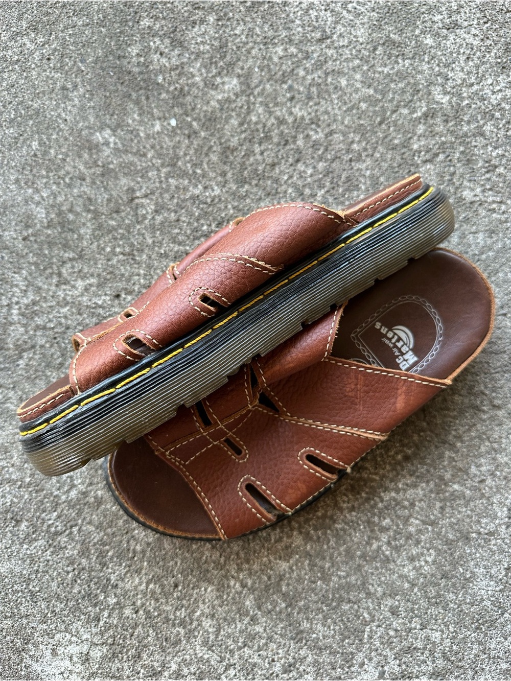 VTG Dr Marten Made in England Red Leather Fisherman Slide Sandals - Picture 3 of 6